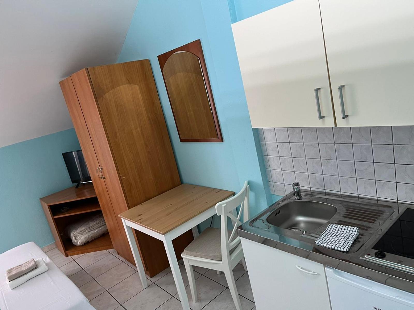 Apartmani Kate Lastovo 部屋 写真